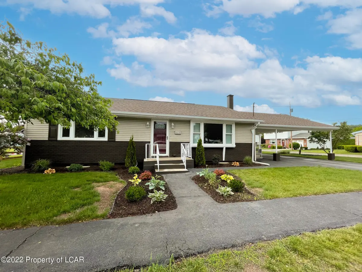 111 E 22nd Street, Hazleton in Hazleton