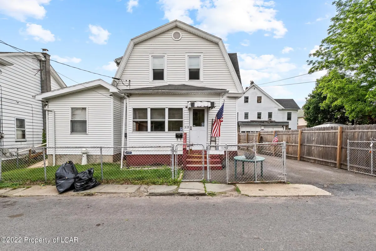 215 Gould Street, Plymouth in Plymouth