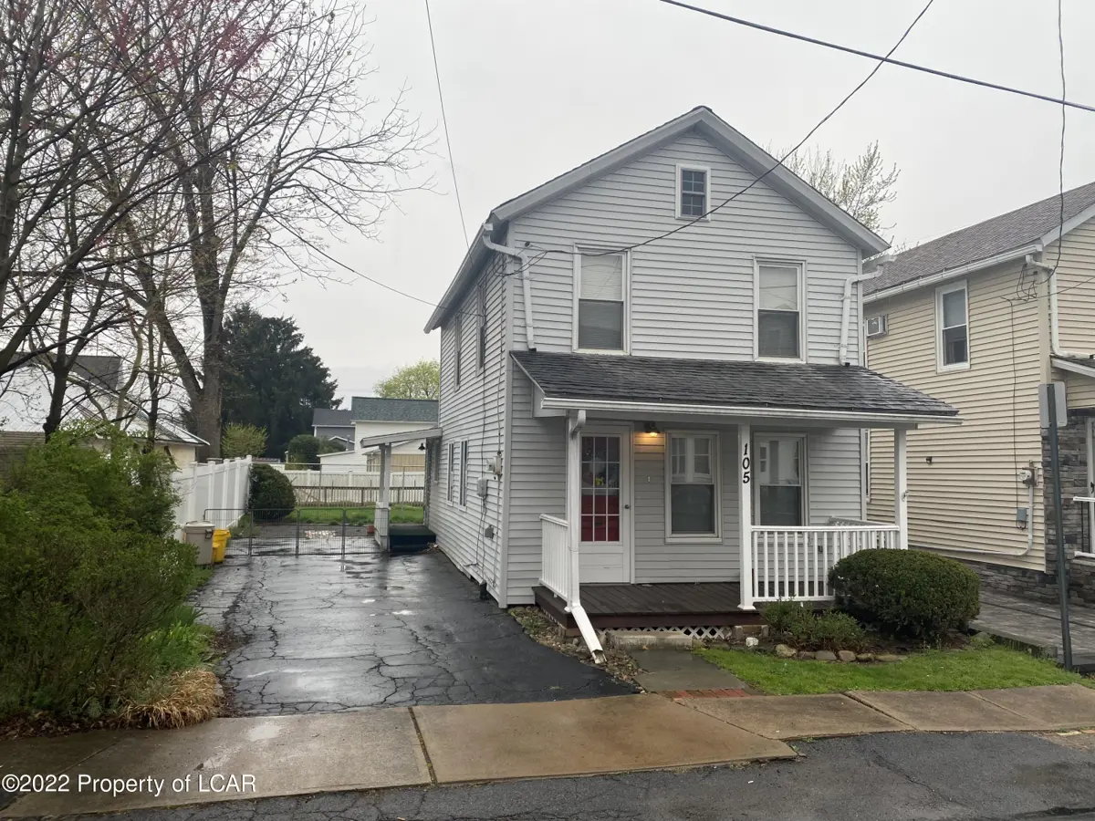 105 Cedar Street, Exeter in Exeter