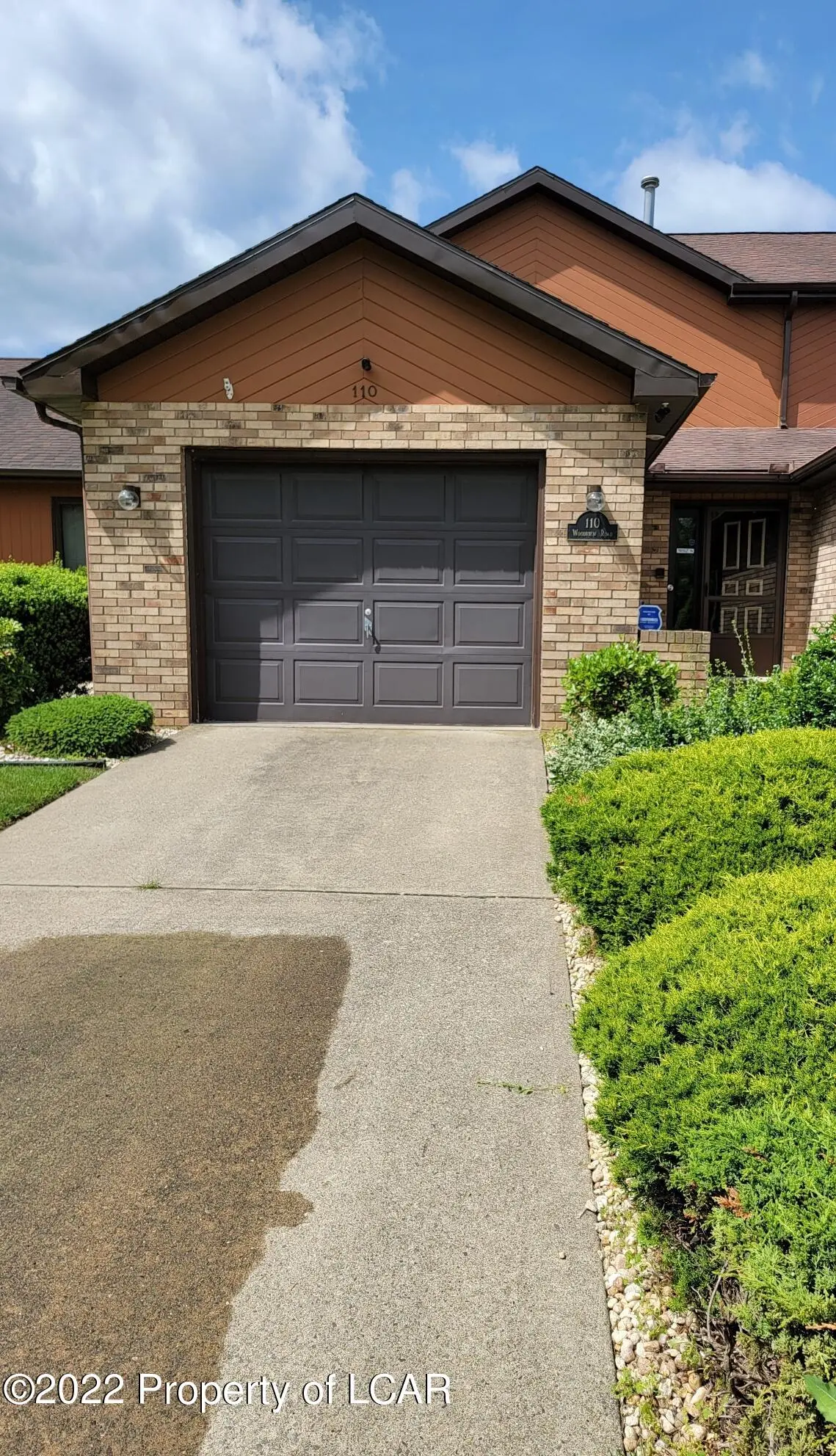 110 Woodview Road, Hanover Township in Hanover Township
