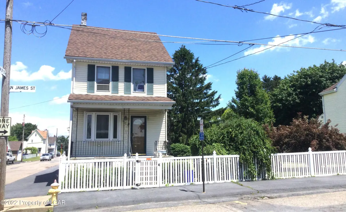 975 N James Street, Hazleton in Hazleton