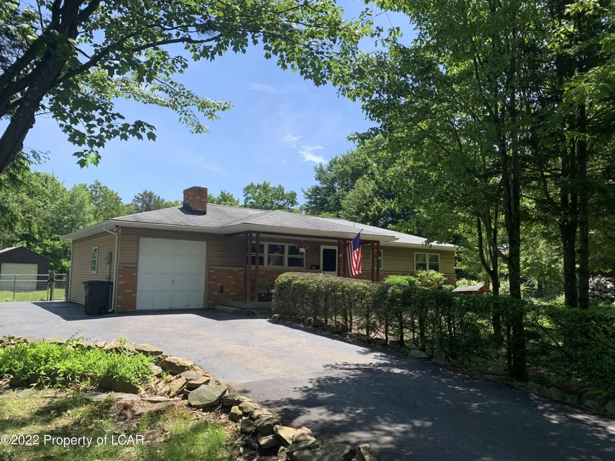 192 Forest Hills Acres, Hazle Township in Hazle Township