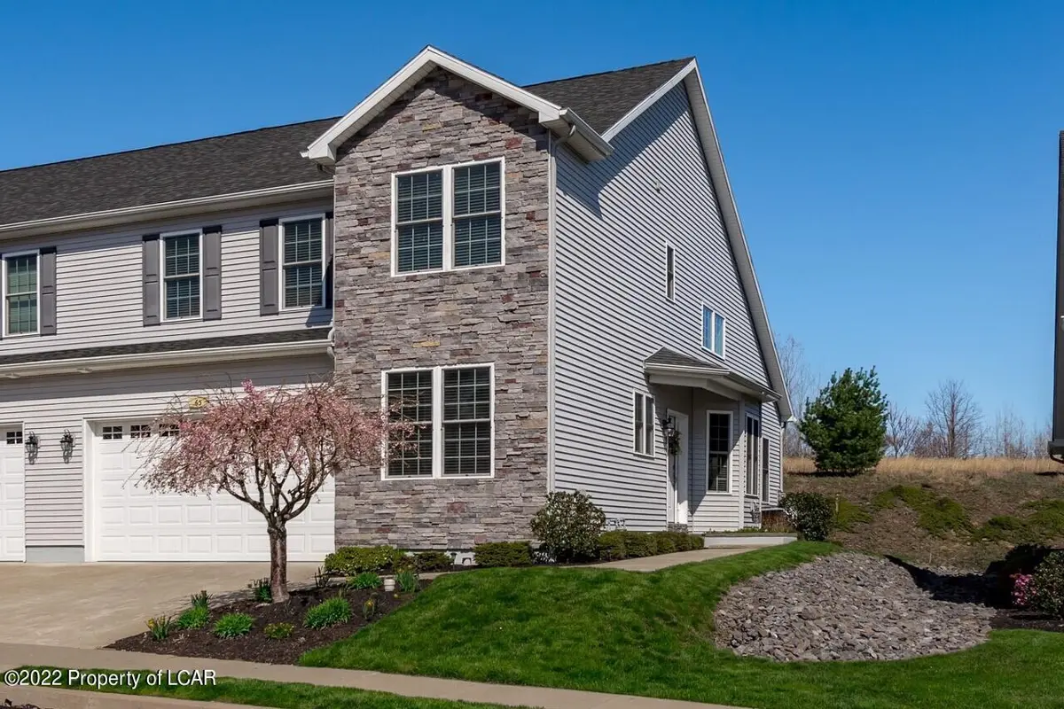 63 Grandview Drive, Pittston in Pittston