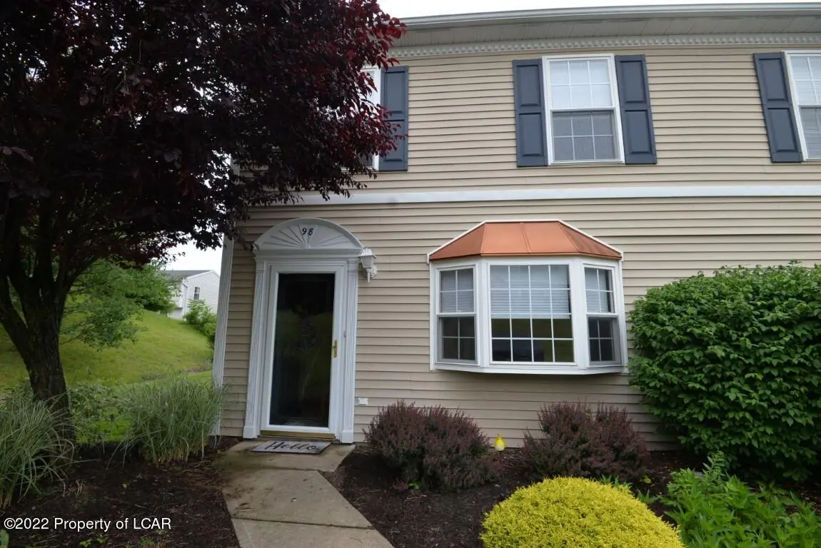 98 Patriot Circle, Mountain Top in Mountain Top