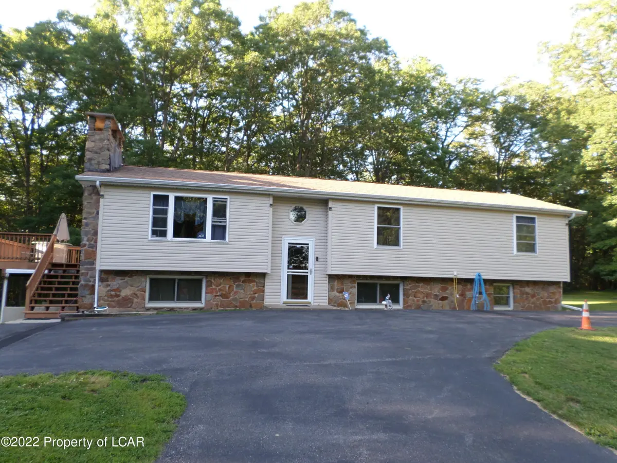 562 Foster Avenue, Freeland in Freeland