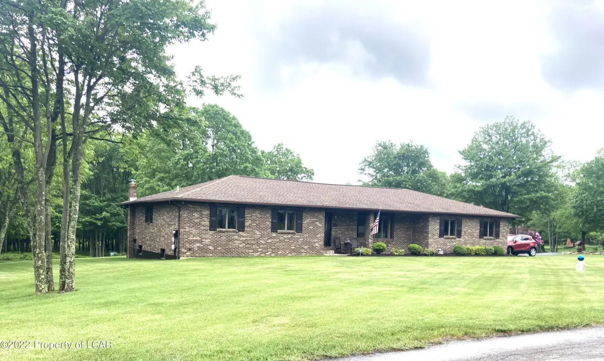 168 Forest Hills Acres, Hazle Township in Hazle Township