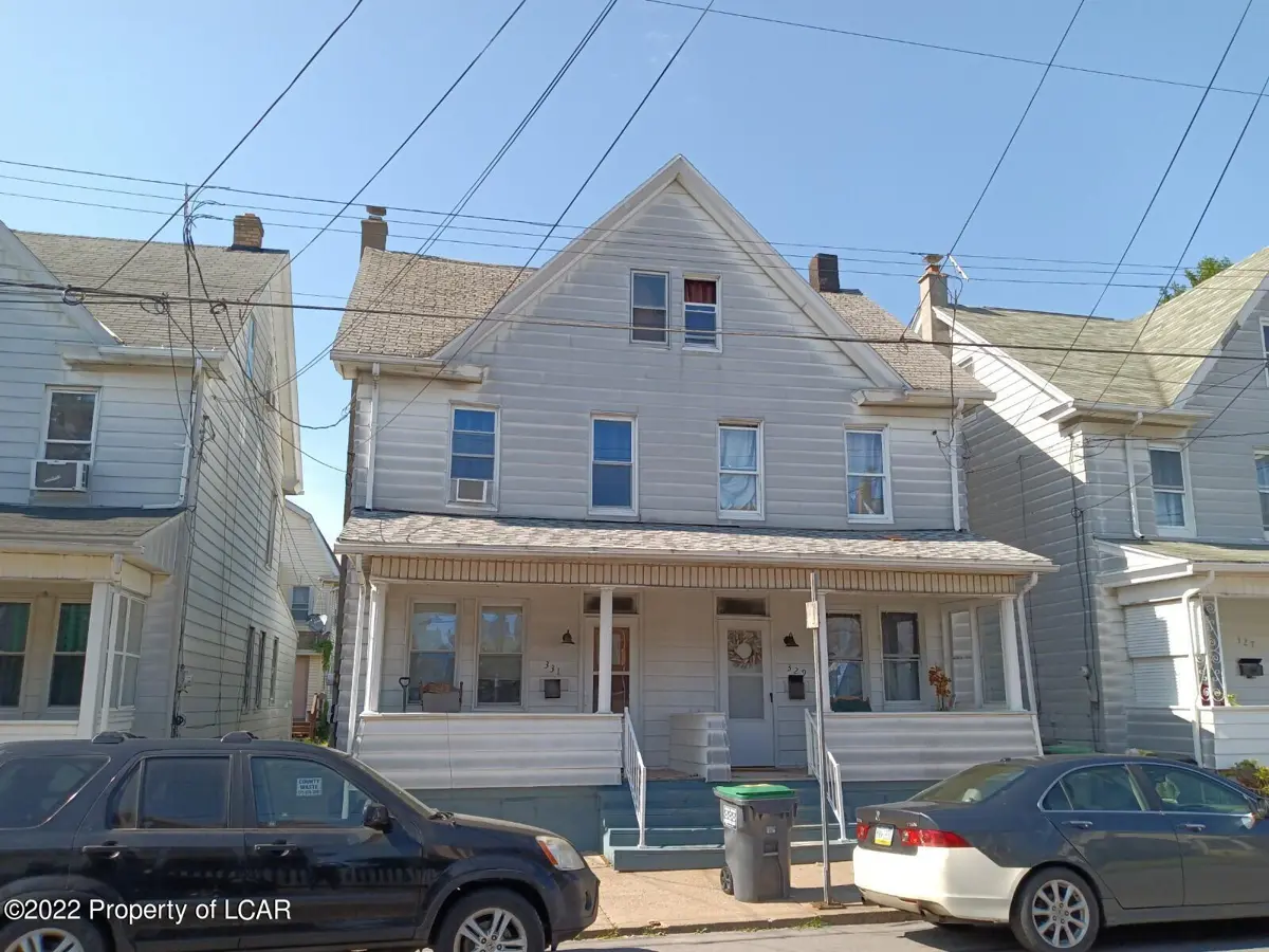 329 W Green Street, West Hazleton in West Hazleton