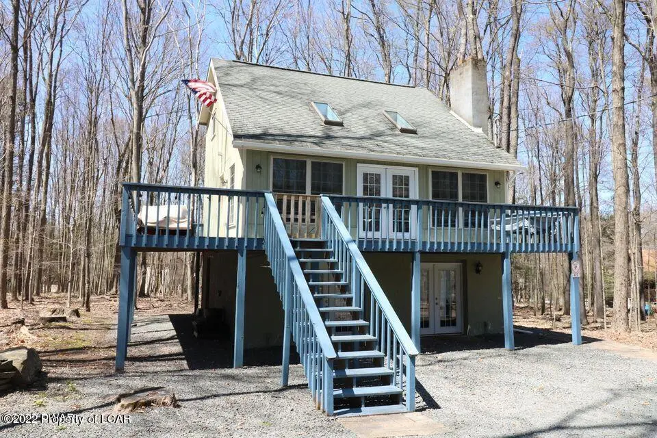 9 Oakwood Court, Lake Ariel in Lake Ariel