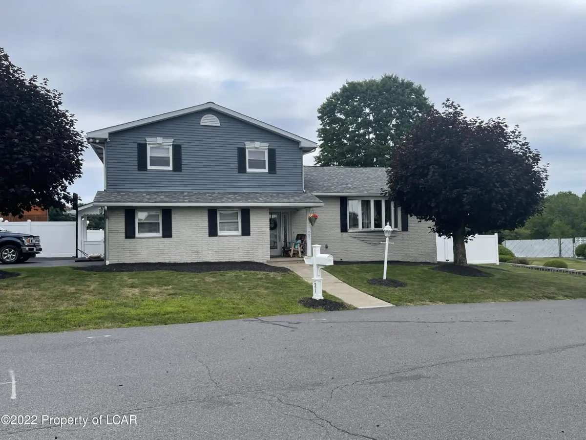 21 E Sunrise, Jenkins Township in Jenkins Township