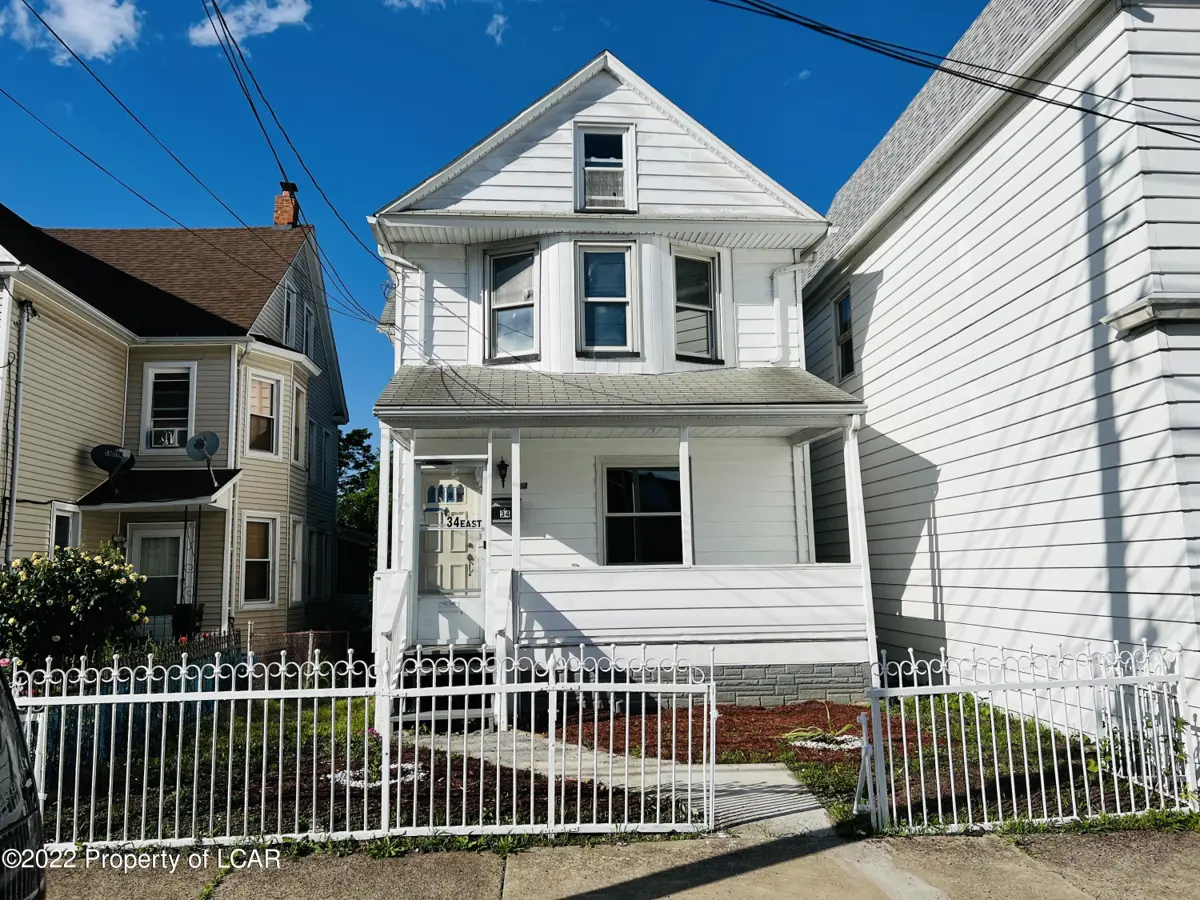 34 E Chestnut Street, Wilkes-Barre in Wilkes-Barre