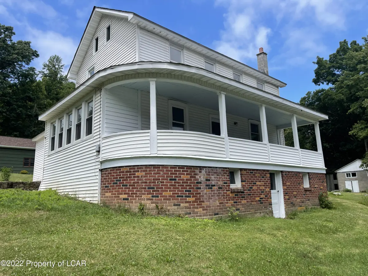 1910 Tomhicken Road, Rock Glen in Rock Glen