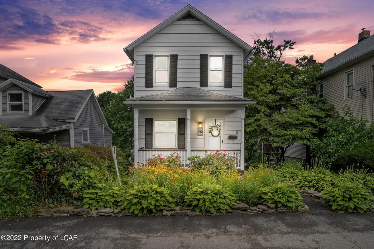 5 Washington Terrace, Hughestown in Hughestown