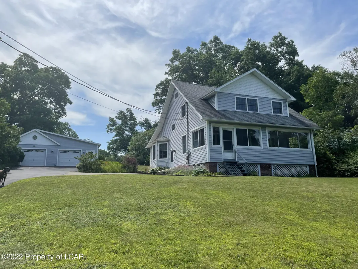 616 S Main Road, Mountain Top in Mountain Top