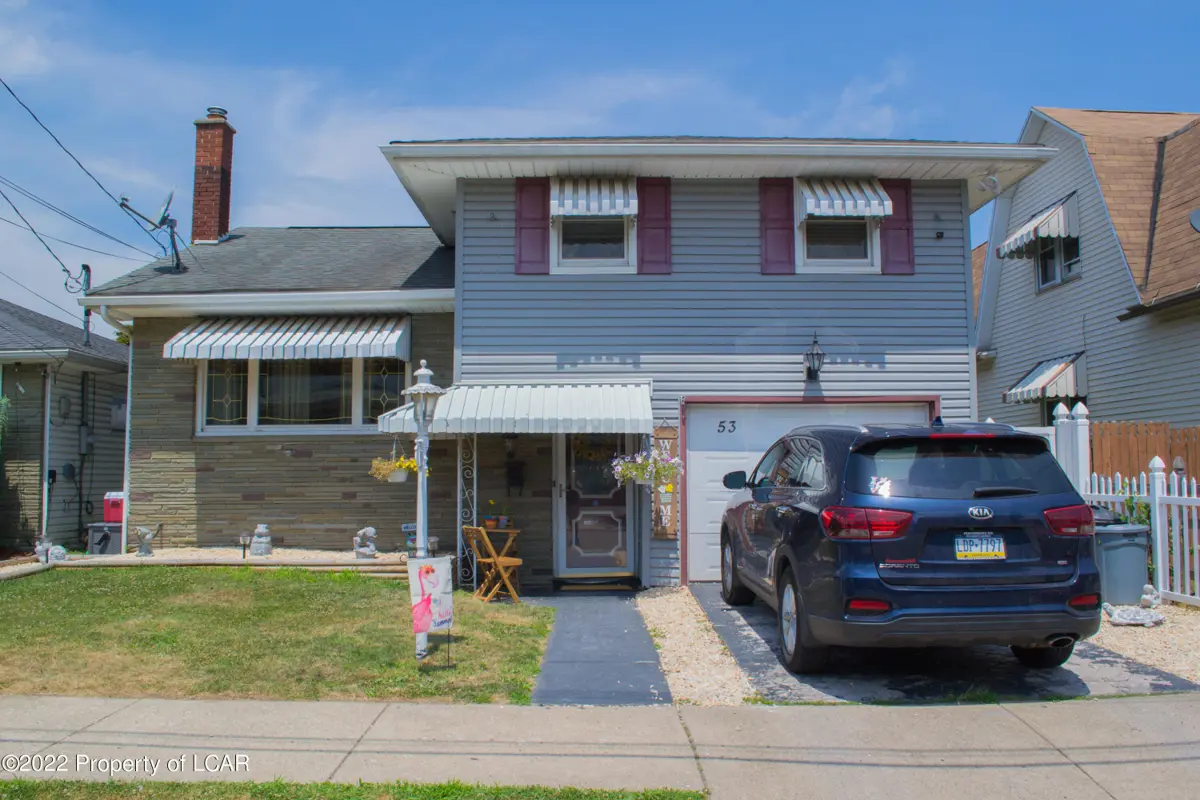 53 Lyndwood Avenue, Hanover Township in Hanover Township
