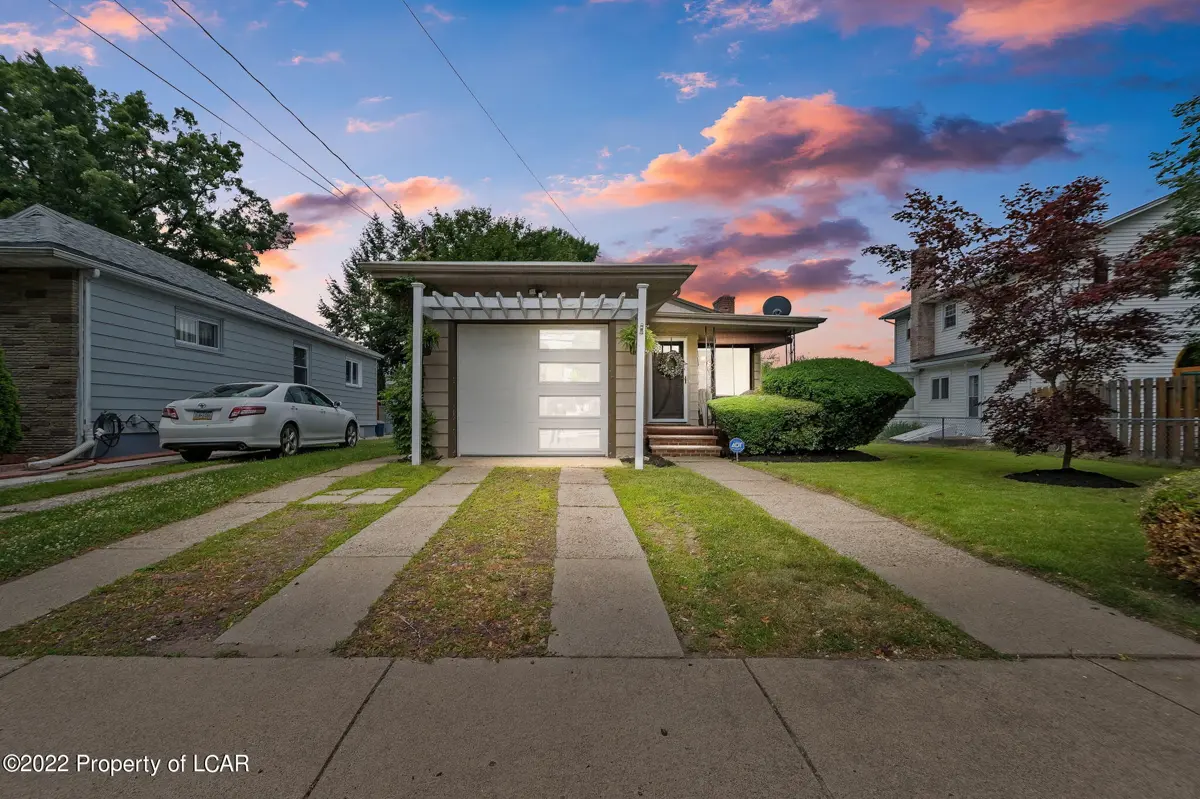 332 Academy Street, Wilkes-Barre in Wilkes-Barre