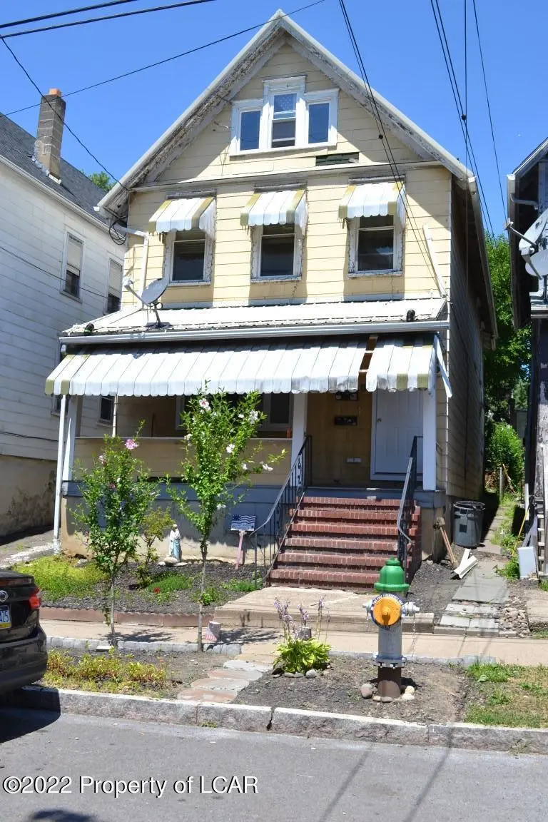 370 N Washington Street, Wilkes-Barre in Wilkes-Barre