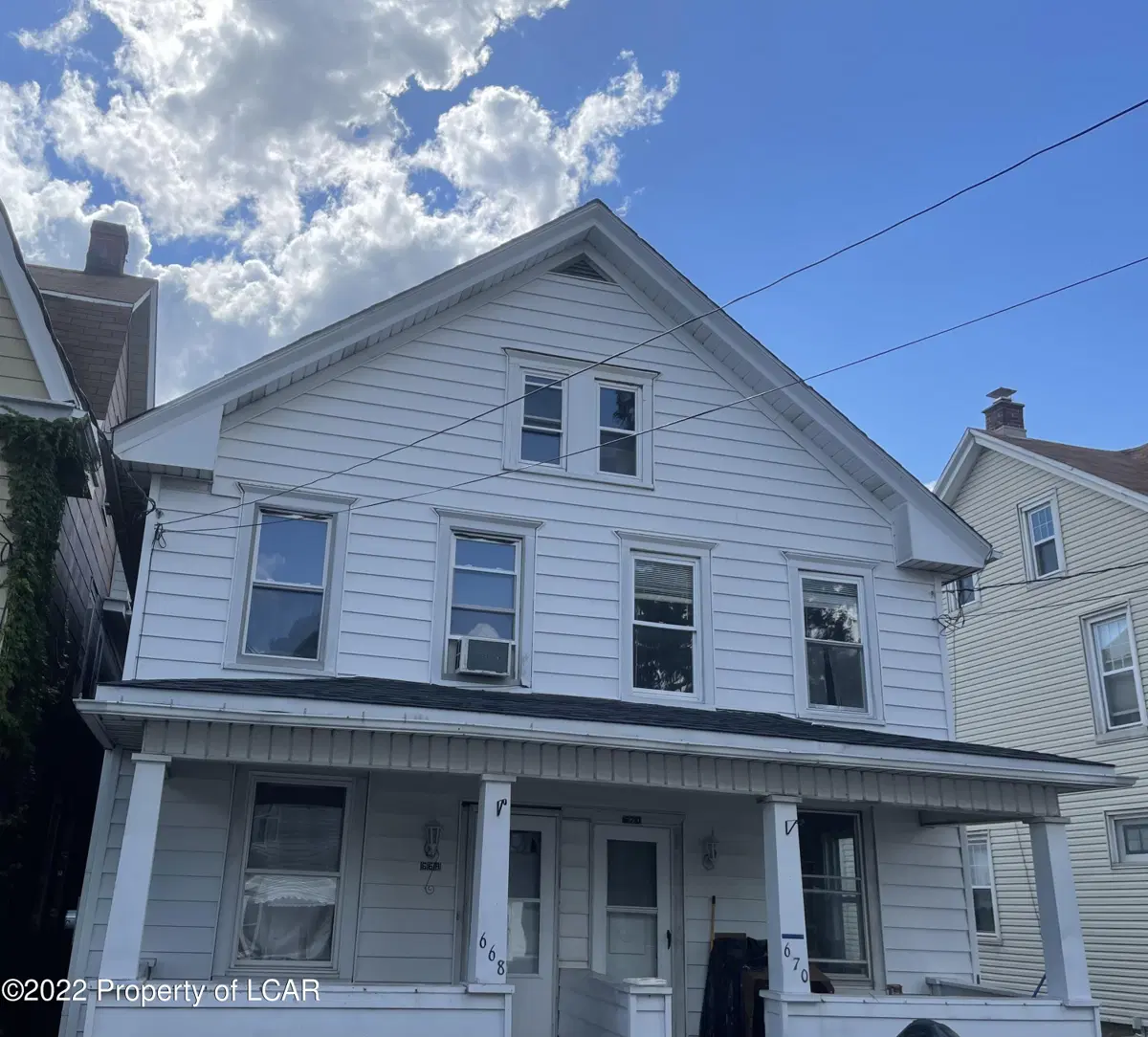 668 N Wyoming Street, Hazleton in Hazleton
