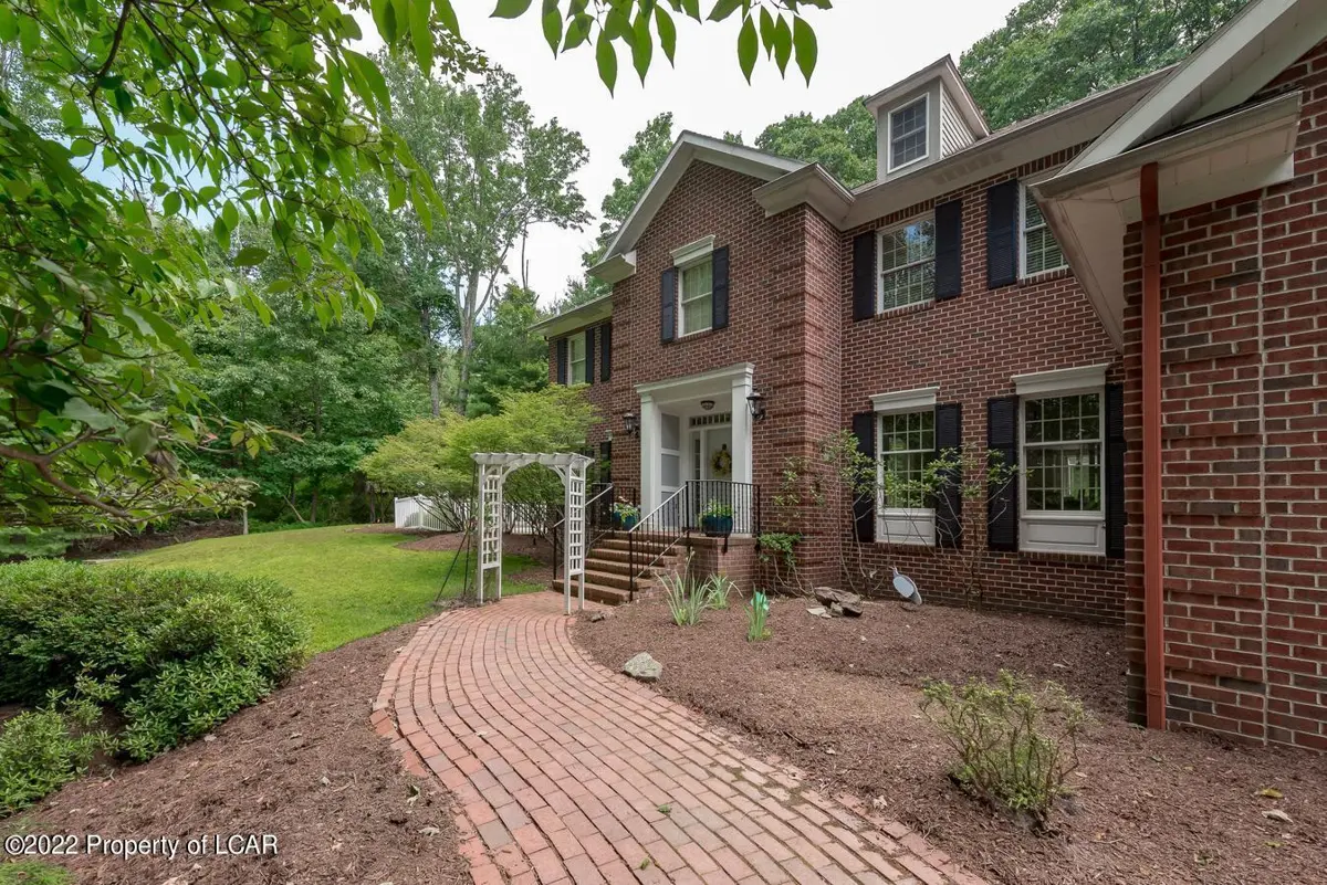 880 Sheffield Road, Shavertown in Shavertown