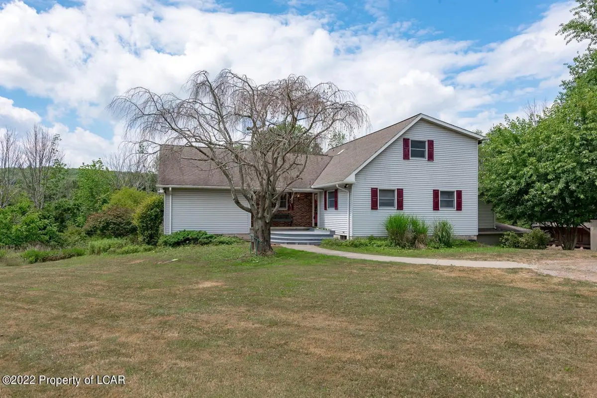 1541 Demunds Road, Dallas in Dallas