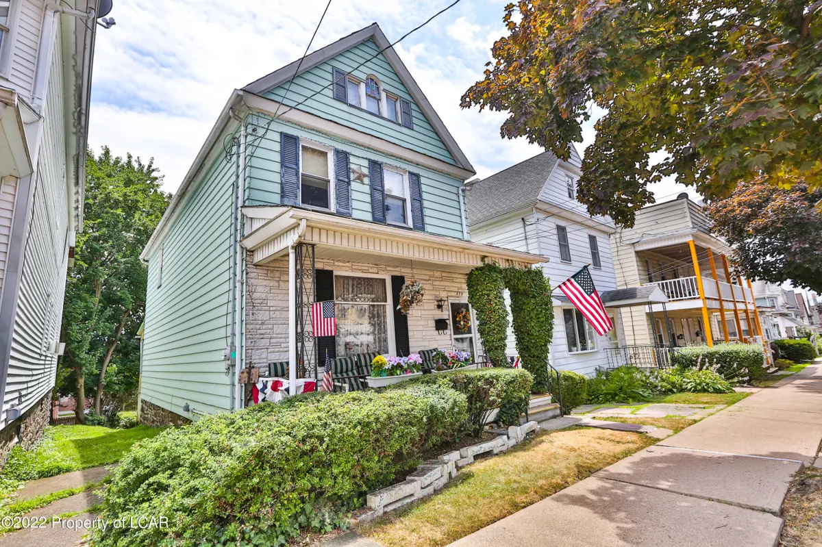 373 N Washington Street, Wilkes-Barre in Wilkes-Barre