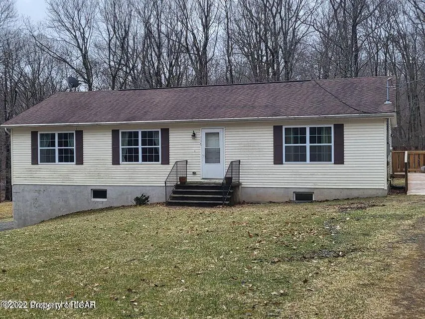 117 Johnson Road, Canadensis in Canadensis