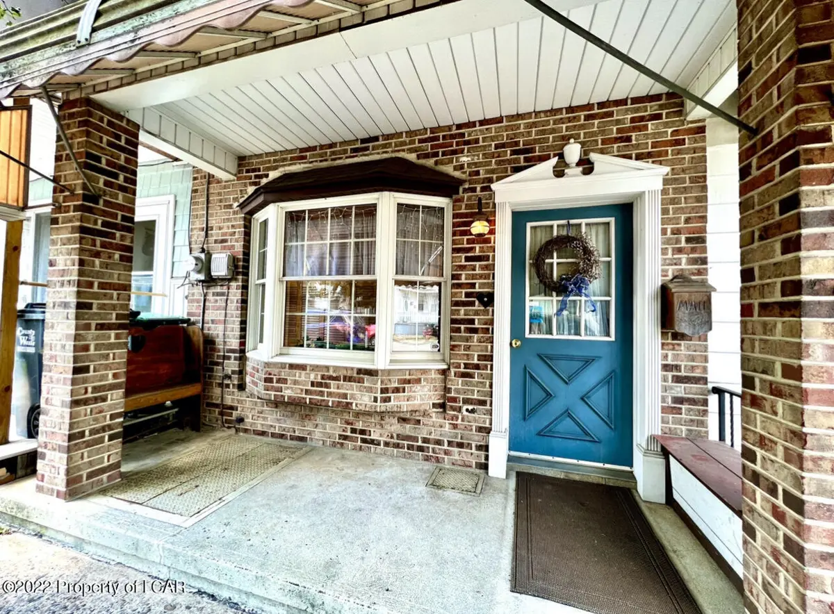 103 W Mahanoy Street, Mahanoy City in Mahanoy City