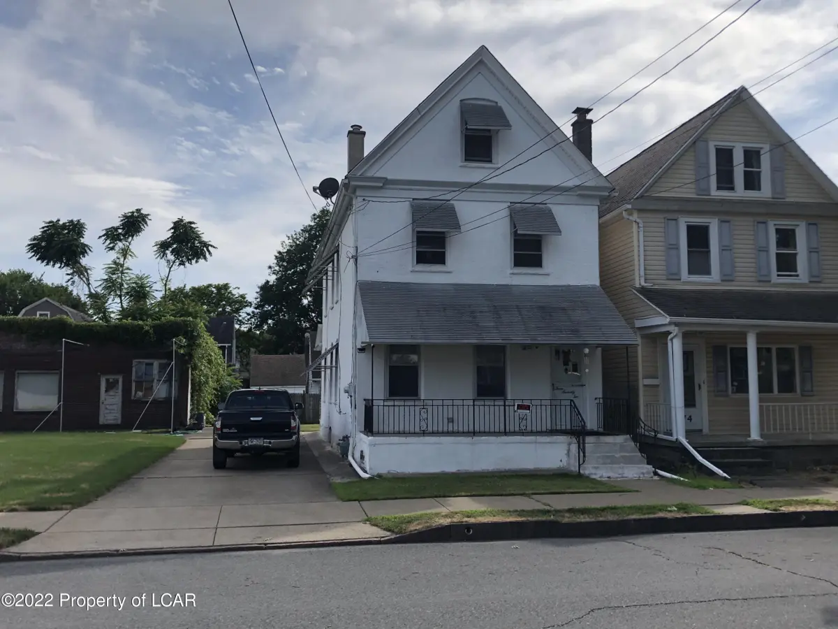 372 W Academy Street, Wilkes-Barre in Wilkes-Barre