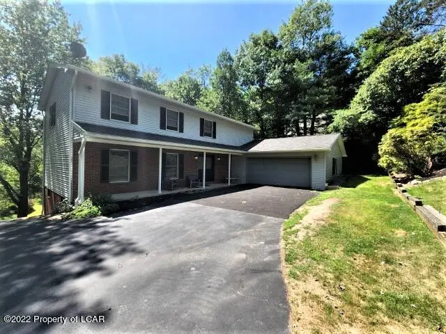 280 Blueberry Hill Road, Shavertown in Shavertown