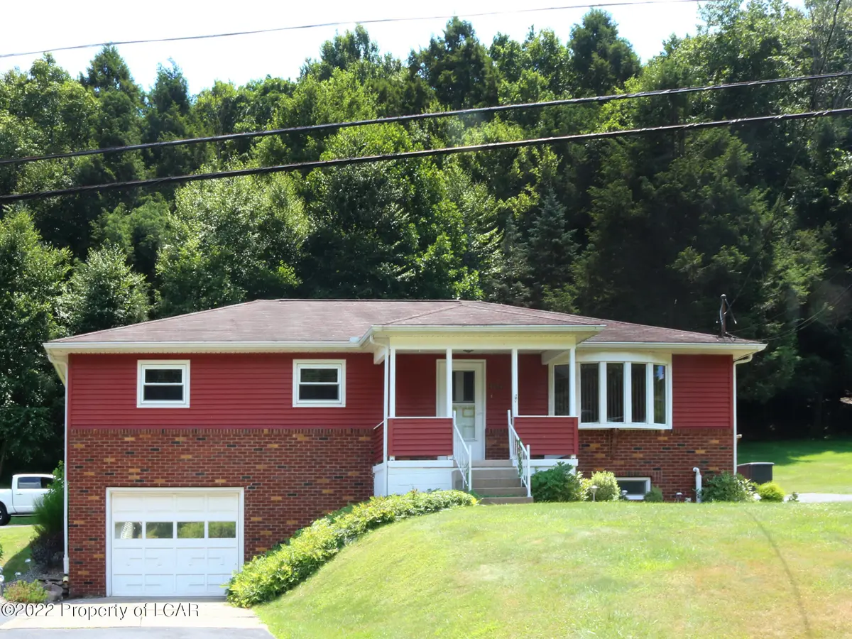 1054 Shickshinny Valley Road, Shickshinny in Shickshinny