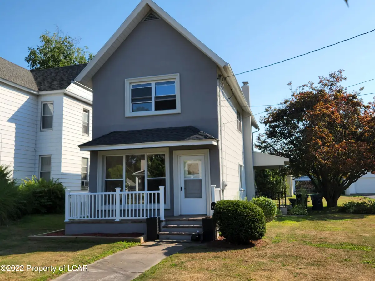 309 W 8th Street, West Wyoming in West Wyoming