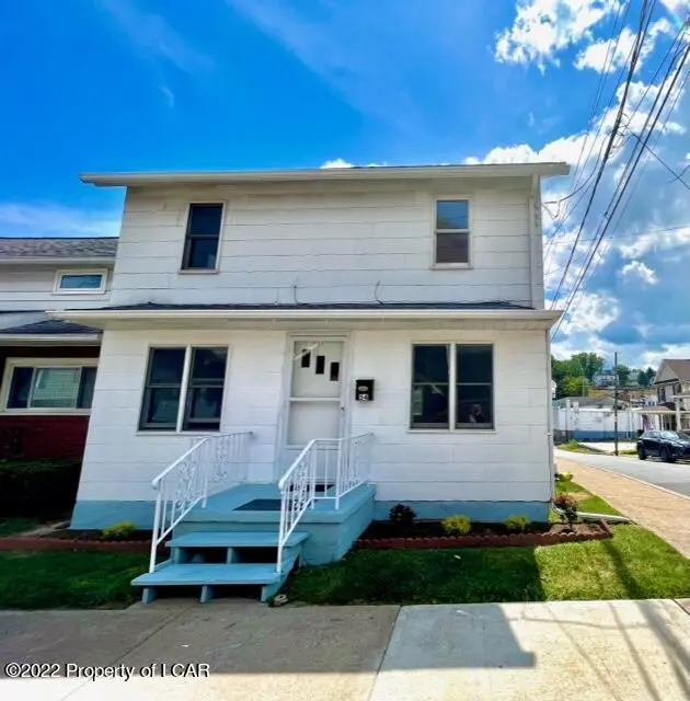 54 Tompkins Street, Pittston in Pittston