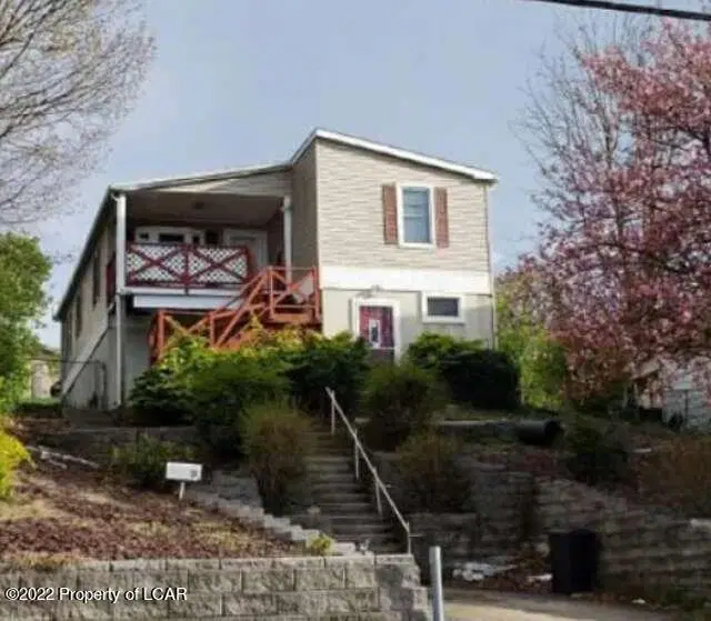 9 W Church Street, Nanticoke in Nanticoke