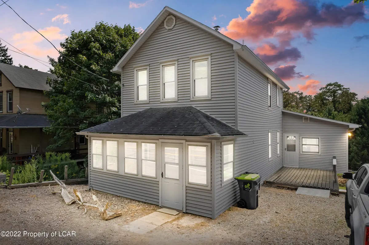51 Woodlawn Avenue, Mountain Top in Mountain Top