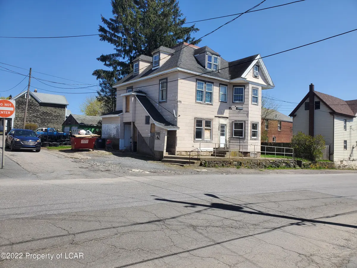 117 S Broad Street, West Hazleton in West Hazleton