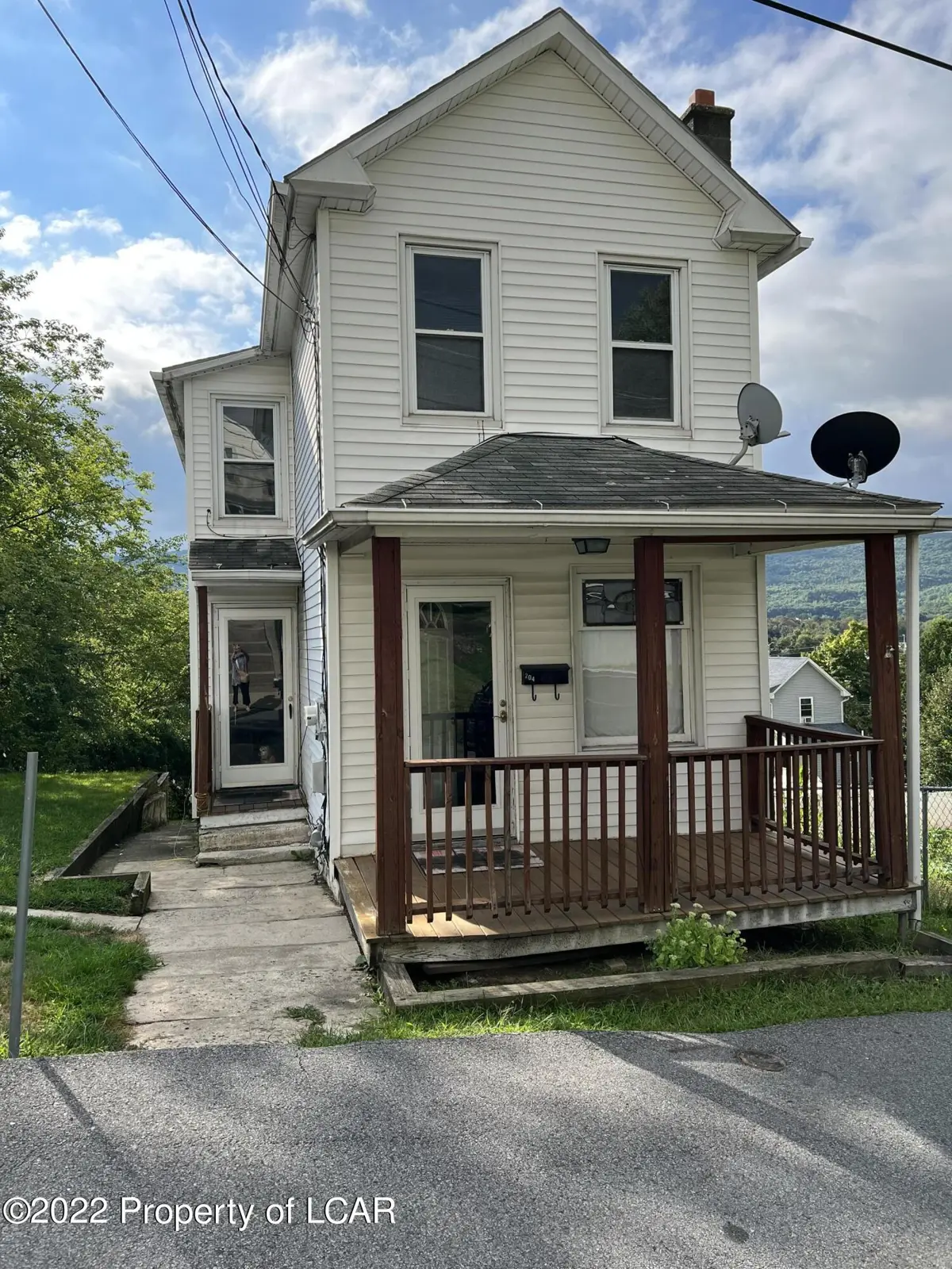 204 Noble Lane, Wilkes-Barre in Wilkes-Barre