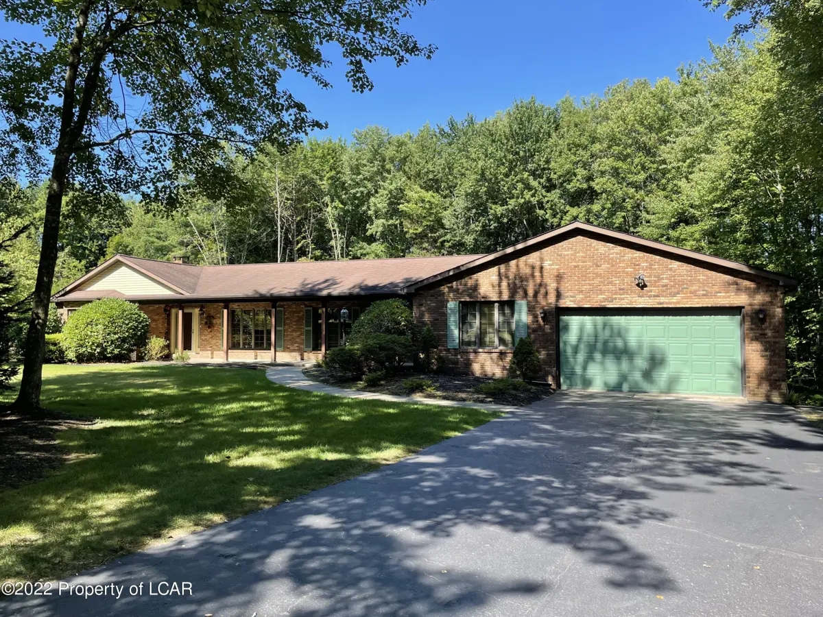 205 Deer Run Drive, Mountain Top in Mountain Top