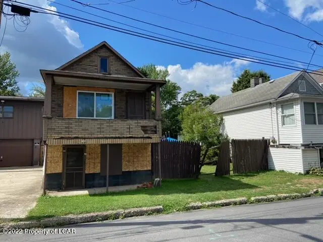 18 Center Street, Plains in Plains