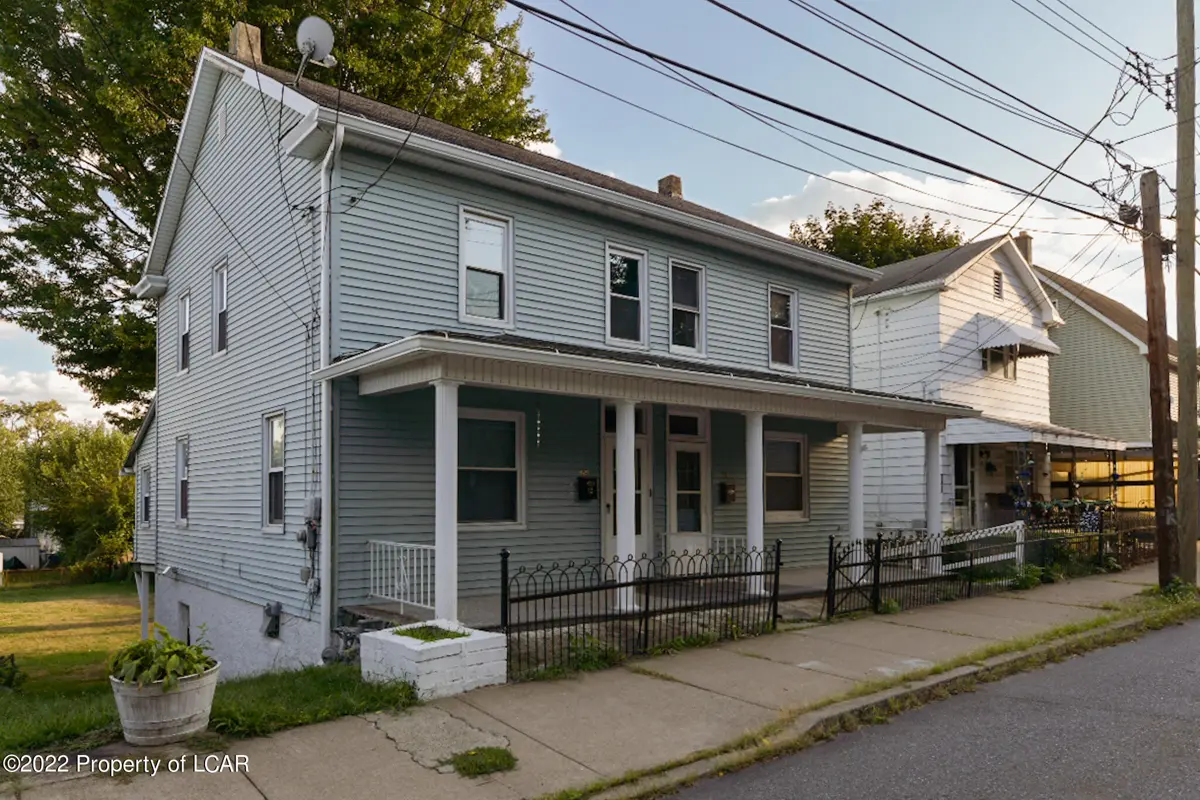 20 E Walnut Street, Plymouth in Plymouth