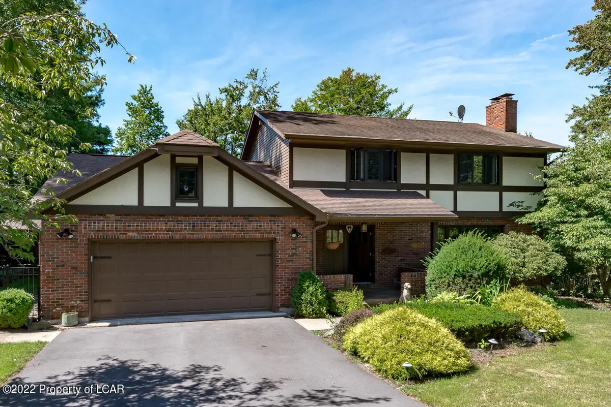 183 Irem Road, Dallas in Dallas