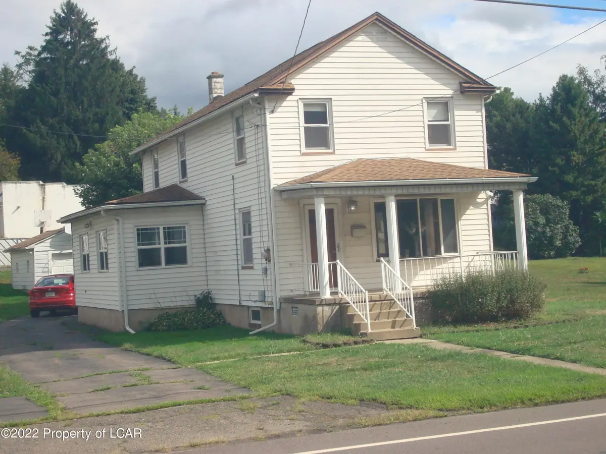 219 N Main Street, Plains in Plains