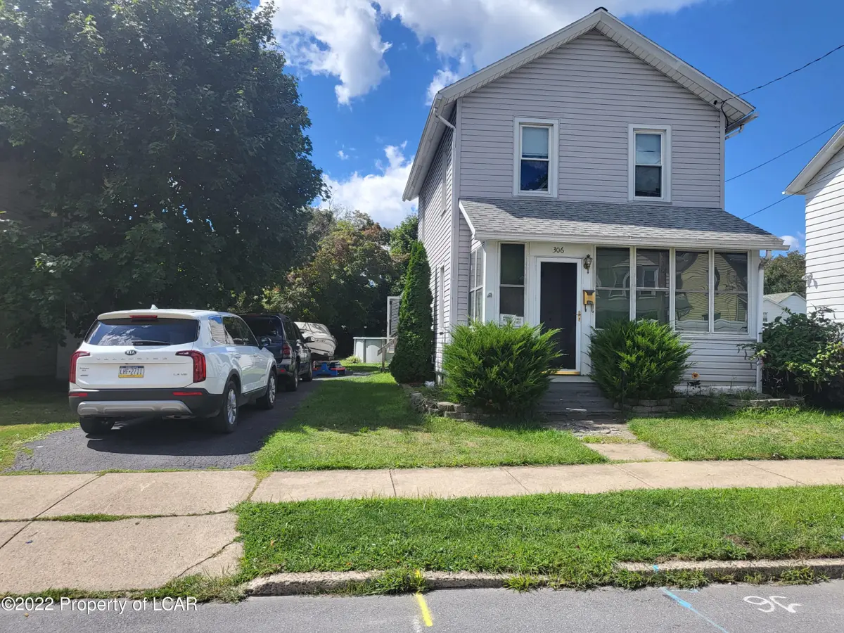 306 Walnut Street, Luzerne in Luzerne