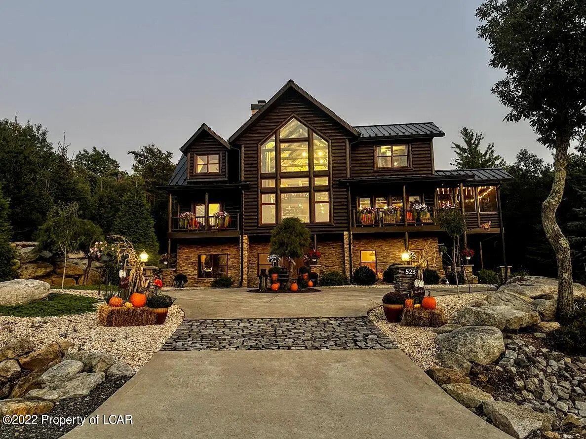 523 Buck Mountain Boulevard, Hazle Township in Hazle Township