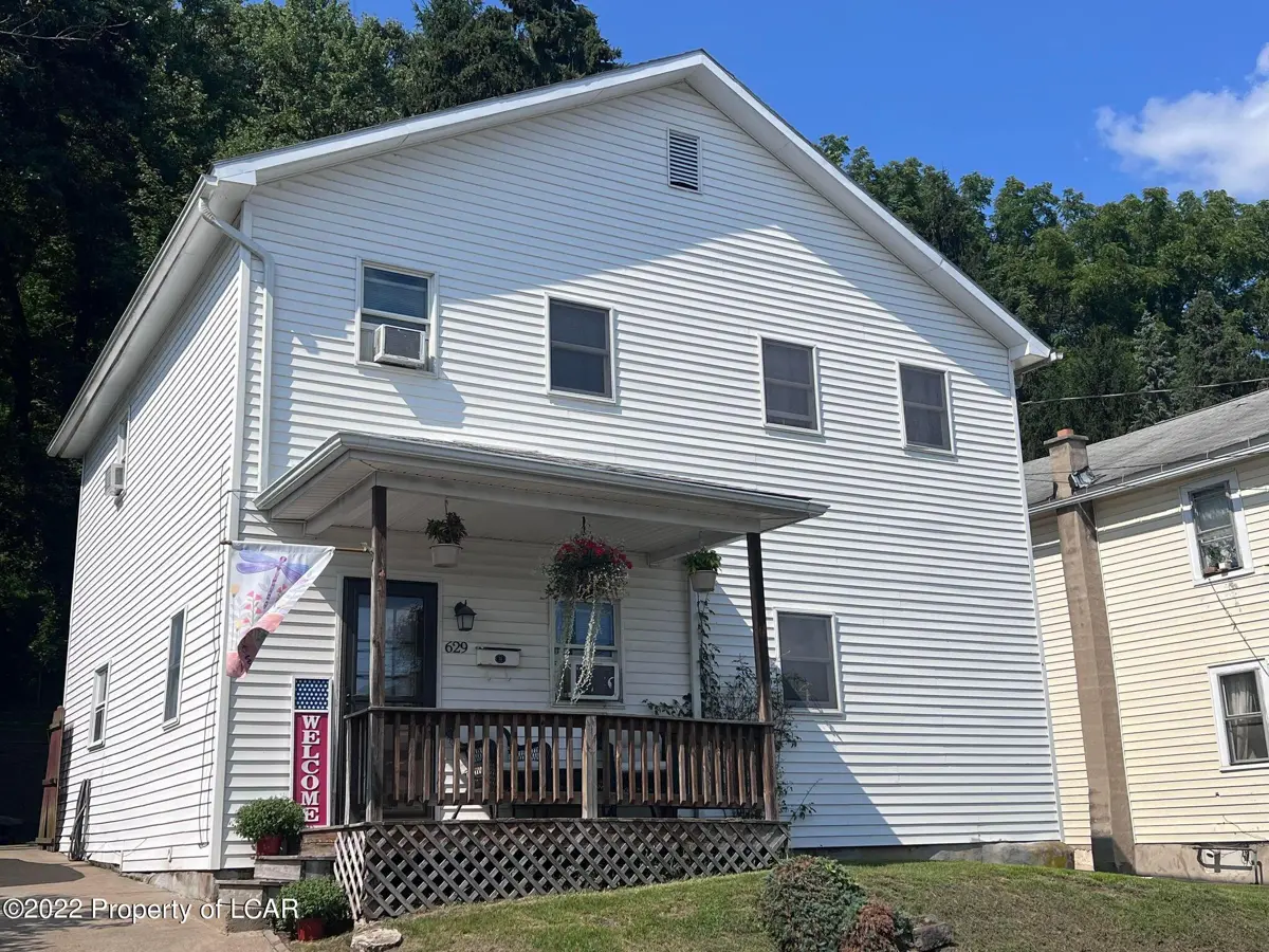 629 Lee Street, Plymouth in Plymouth