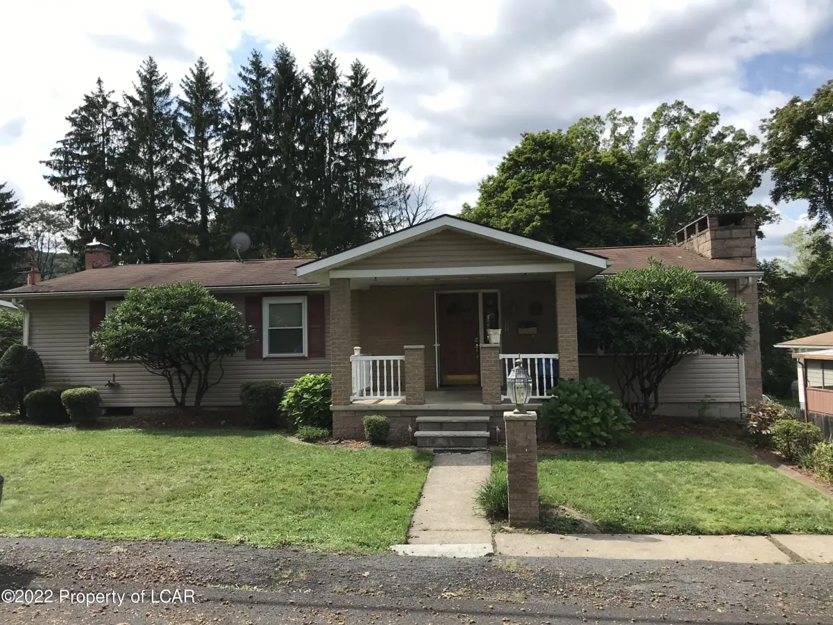 237 Cliffside Avenue, Trucksville in Trucksville