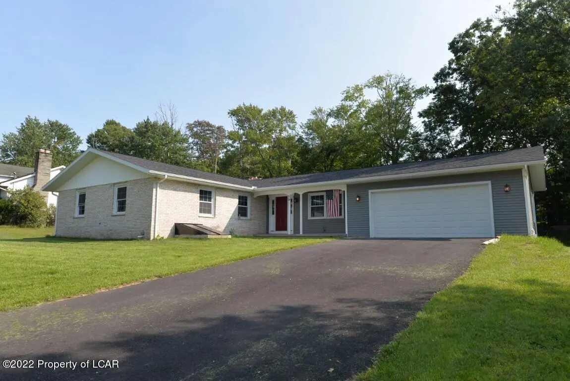 10 Glendale Drive, Mountain Top in Mountain Top