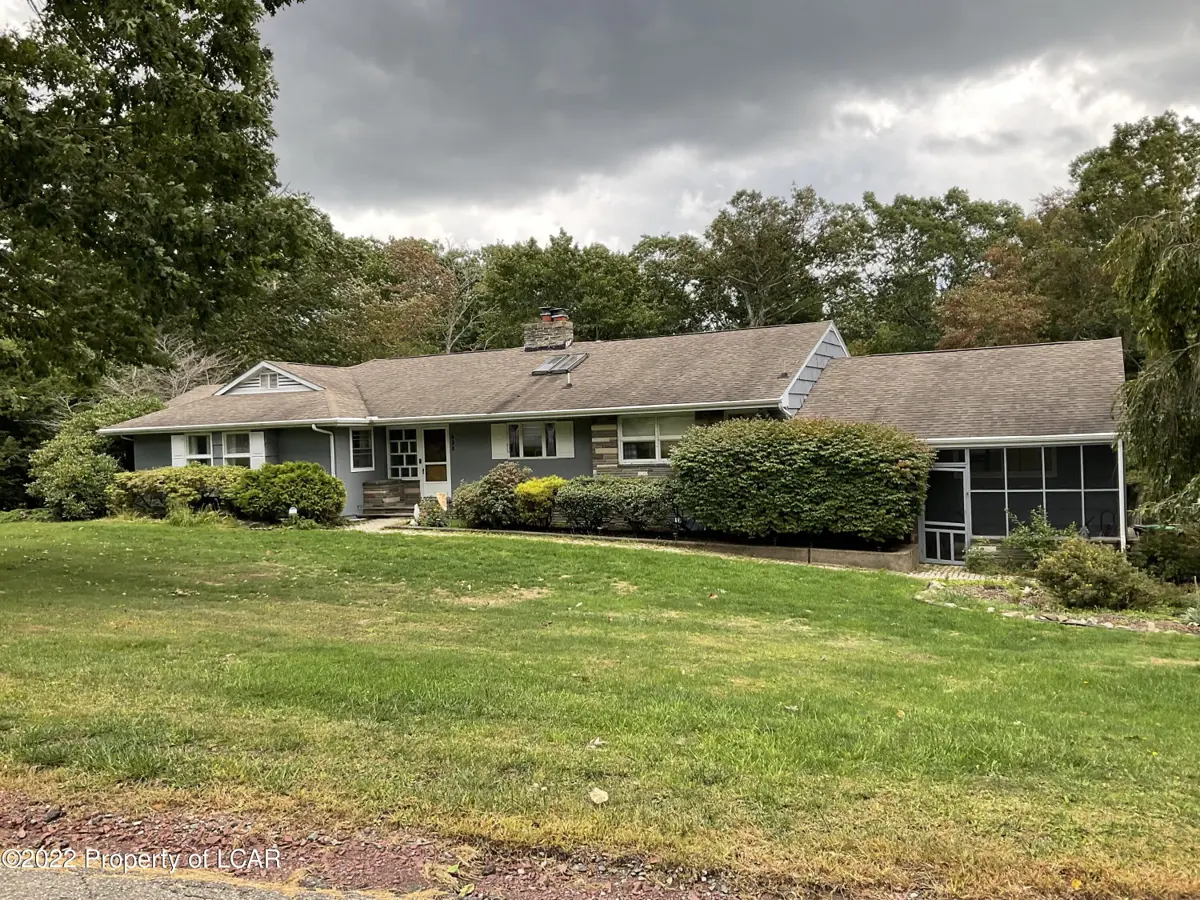 998 E Parkway Road, Bear Creek in Bear Creek