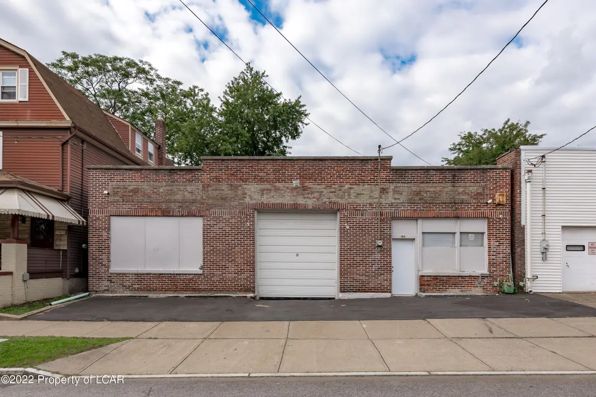 198 Wyoming Street, Wilkes-Barre in Wilkes-Barre