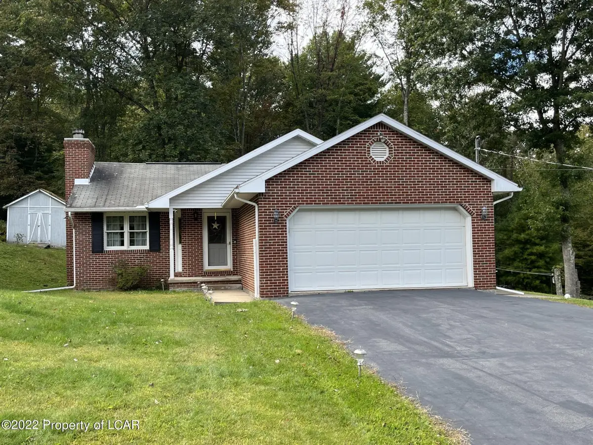 160 Newhart Road, Jackson Township in Jackson Township