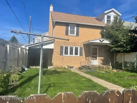 317 W 17th Street, Hazleton in Hazleton