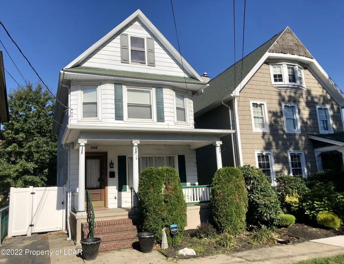 226 Linden Street, West Pittston in West Pittston